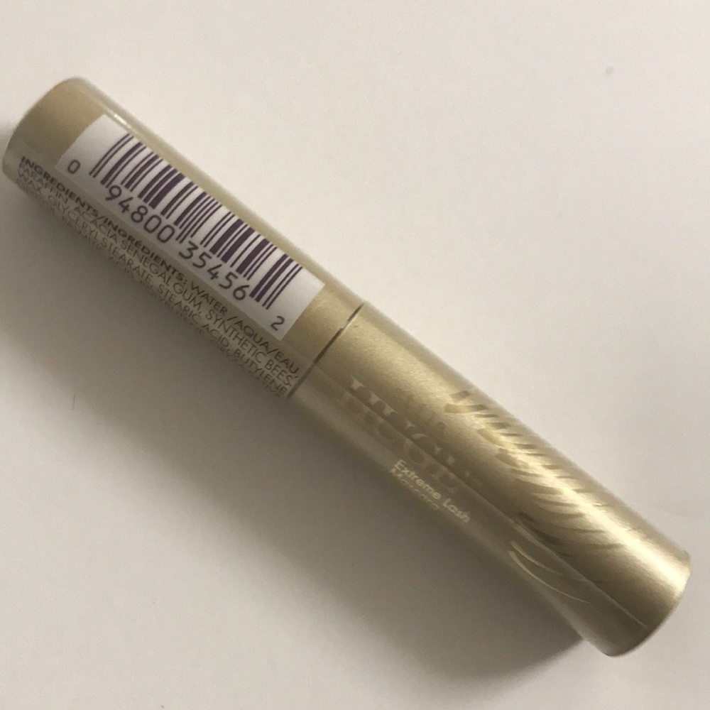 Stila huge extreme lash mascara travel size